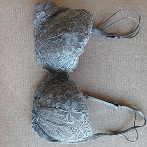Victoria's Secret Lace Underwire Bra - Gray